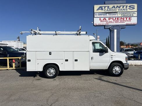Used 2019 Ford E-350 and Econoline 350 Super Duty w/ Power Windows & Locks Group RWD image 2