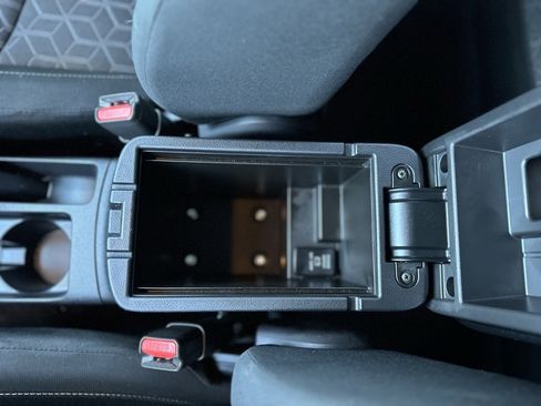 Used 2024 Mitsubishi Outlander Sport AWD image 23