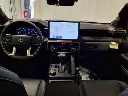 Used 2026 Toyota Tacoma Limited image 11