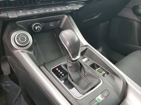 Used 2024 Alfa Romeo Tonale Ti w/ Premium Interior Package image 23