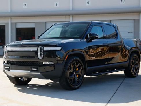 Used 2022 Rivian R1T Launch Edition image 4