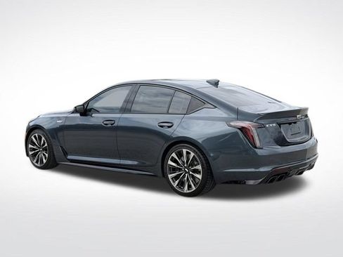 Used 2022 Cadillac CT5 V Blackwing RWD image 3