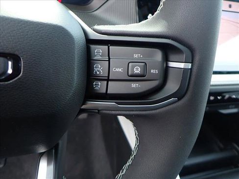 New 2026 Jeep Cherokee Overland w/ Trailer Tow Group image 17