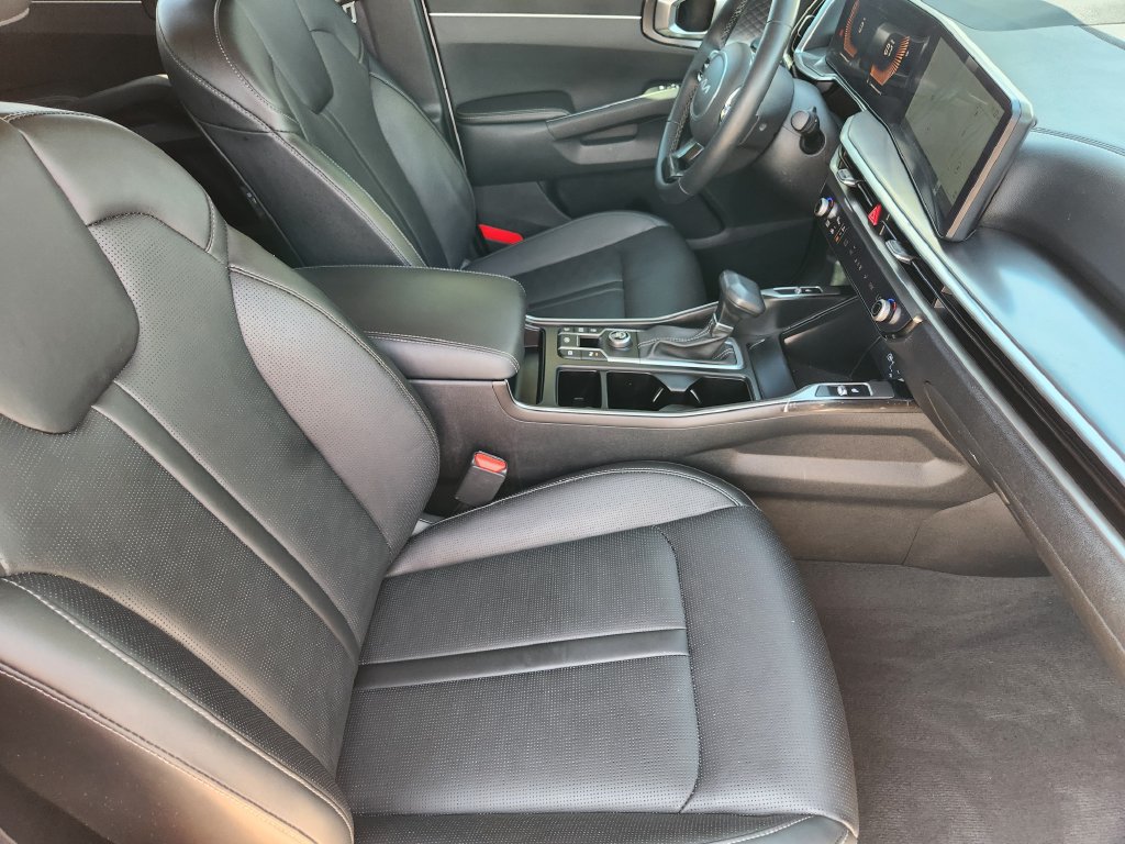 Used 2025 Kia Sorento S w/ Panoramic Sunroof Package FWD image 18