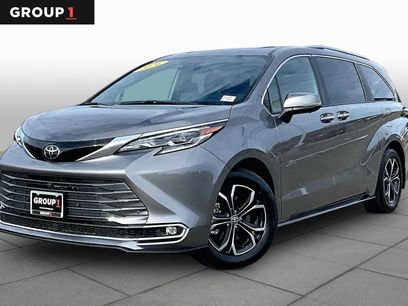 Used 2026 Toyota Sienna Platinum