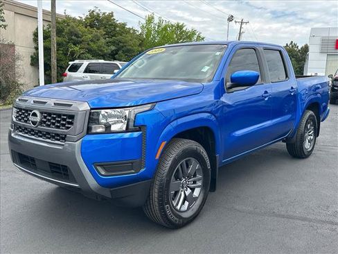 Certified 2025 Nissan Frontier SV RWD image 7