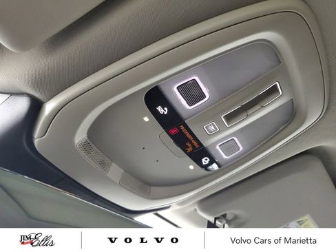 Certified 2025 Volvo XC60 B5 Core w/ Climate Package PRO image 35