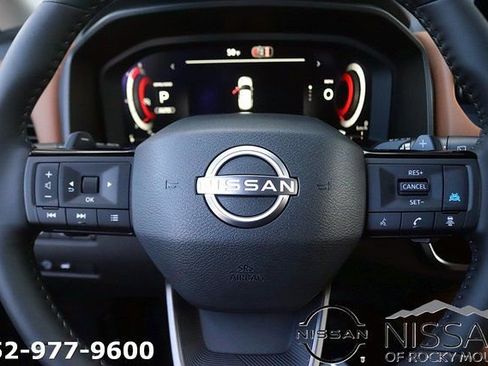 New 2026 Nissan Rogue Platinum w/ Platinum Premium Package AWD/4WD image 17