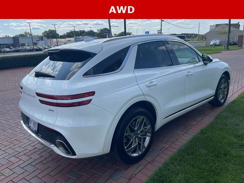 Used 2025 Genesis GV70 2.5T image 8