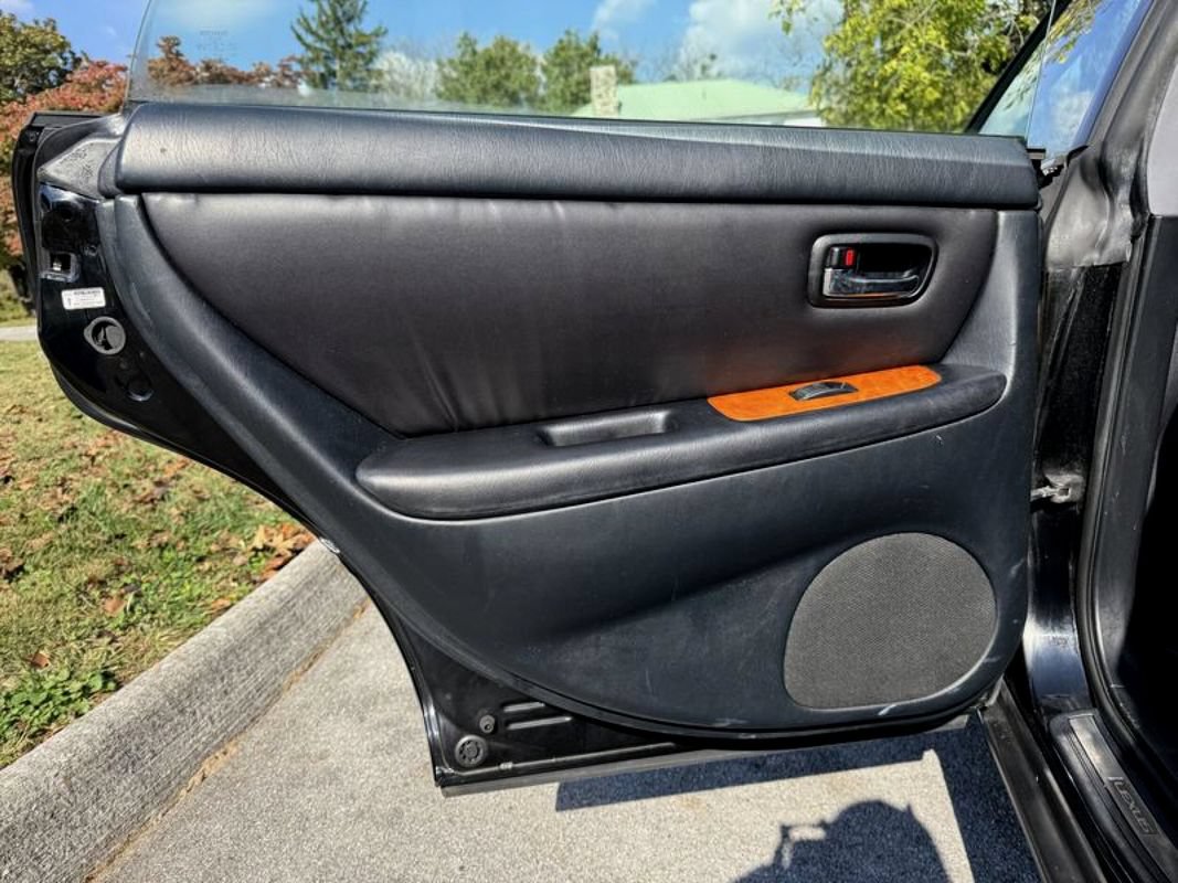 Used 2001 Lexus ES 330 FWD image 20
