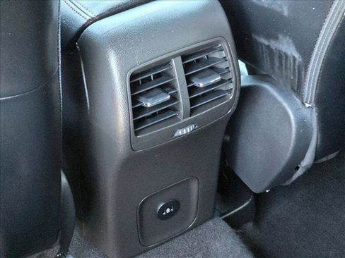 Used 2025 Ford Escape ST-Line image 16