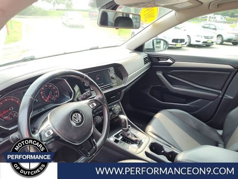 Used 2019 Volkswagen Jetta SE FWD image 12