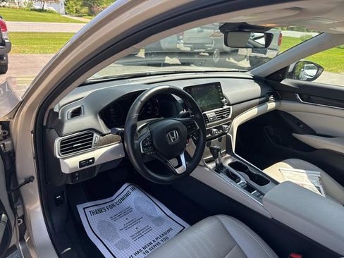 Used 2018 Honda Accord EX-L image 7