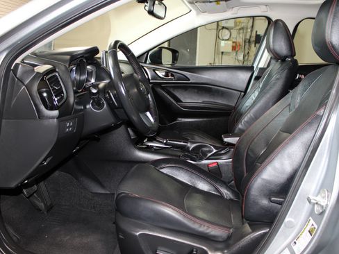 Used 2015 MAZDA MAZDA3 s Grand Touring FWD image 9