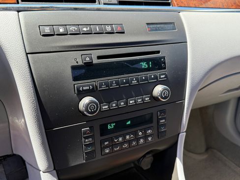 Used 2006 Buick LaCrosse CXL w/ Chrome Appearance Package image 12