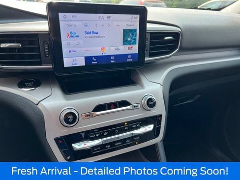 Used 2024 Ford Explorer XLT w/ Equipment Group 202A AWD/4WD image 13