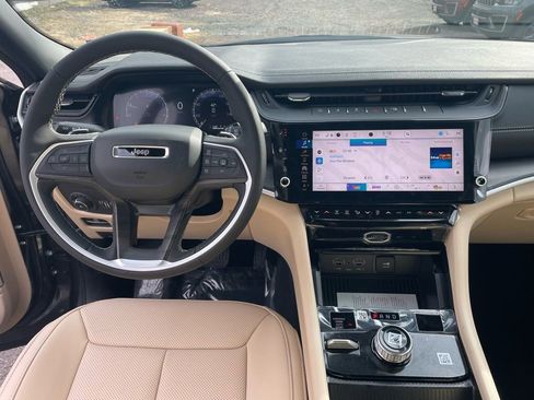 New 2026 Jeep Grand Cherokee L Limited image 4