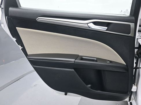 Used 2018 Ford Fusion S image 27