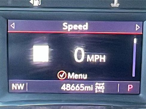 Used 2023 GMC Acadia SLT image 32