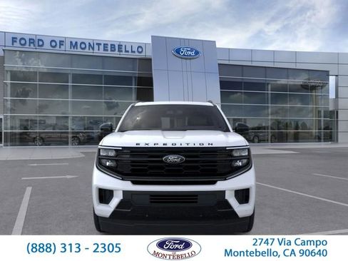 New 2026 Ford Expedition Platinum AWD/4WD image 8