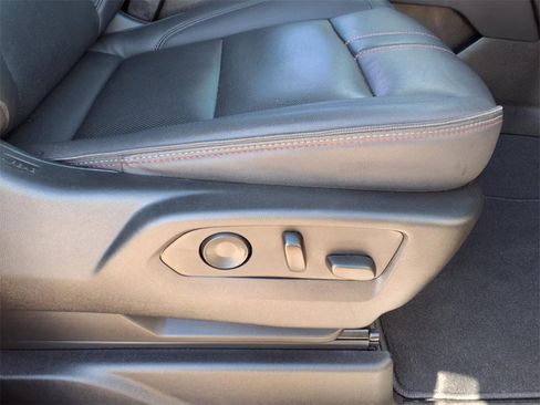 Used 2023 Chevrolet Tahoe RST image 13