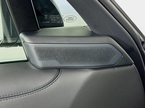 New 2026 Land Rover Range Rover Long Wheelbase SE image 21