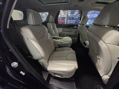 Used 2021 Hyundai Palisade Calligraphy image 25