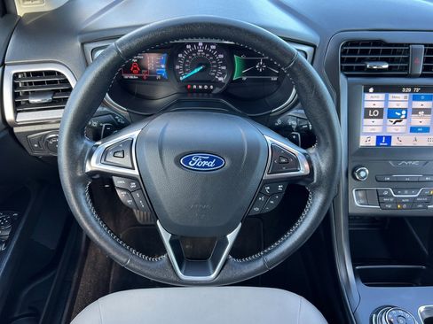 Certified 2019 Ford Fusion SE w/ Equipment Group 151A image 15