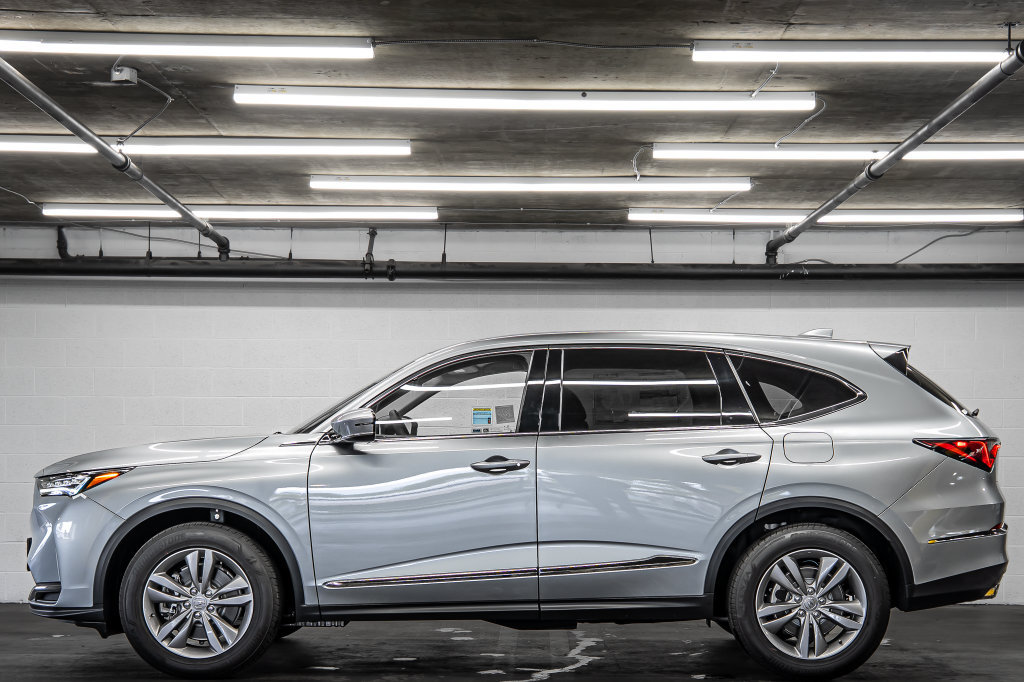 Used 2026 Acura MDX FWD image 2