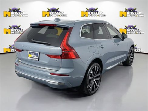 Used 2023 Volvo XC60 B5 Ultimate w/ Protection Package image 5