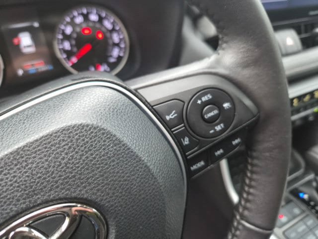 Used 2022 Toyota RAV4 XLE w/ Convenience Package AWD/4WD image 21