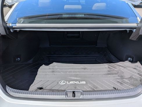 Used 2024 Lexus ES 300h w/ Accessory Package (Z2) FWD image 6
