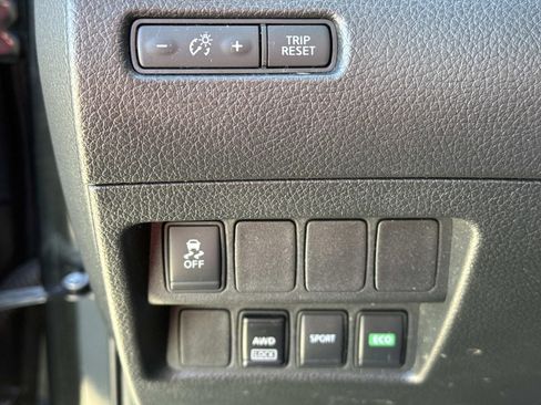 Used 2017 Nissan Rogue S w/ S Appearance Package image 20