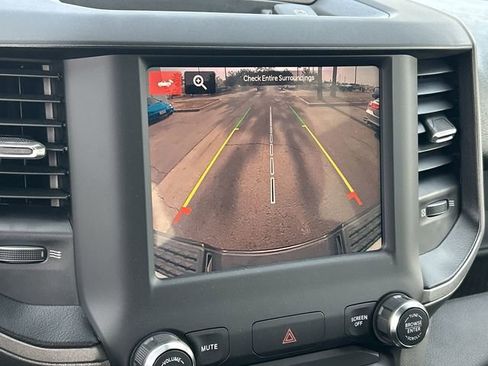 Used 2023 RAM 2500 Tradesman w/ Chrome Appearance Group image 16