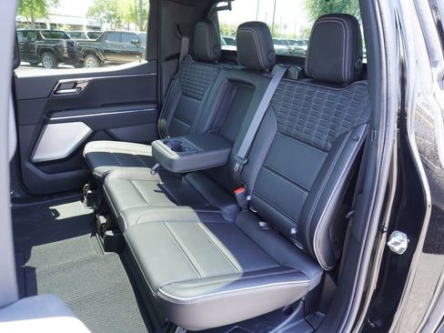 New 2025 GMC Sierra EV Denali image 9