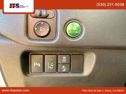 Used 2017 Honda Pilot Touring image 29