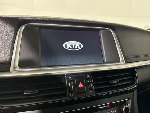 Used 2019 Kia Optima LX image 6