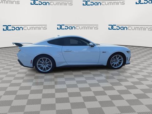 Used 2024 Ford Mustang GT Premium RWD image 9