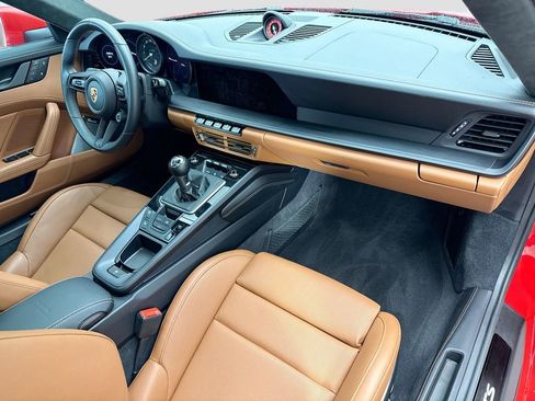 Used 2024 Porsche 911 Carrera S RWD image 16