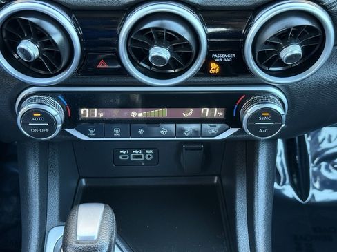 Used 2021 Nissan Sentra SV image 29