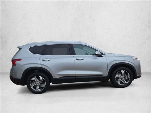 Used 2023 Hyundai Santa Fe SEL FWD image 3