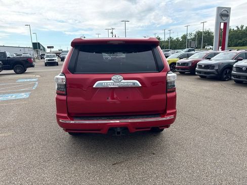 Used 2019 Toyota 4Runner Limited AWD/4WD image 8