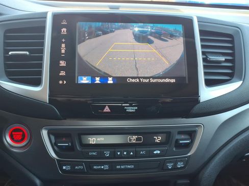 Used 2019 Honda Ridgeline RTL-T image 10