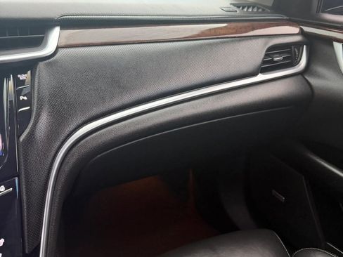 Used 2013 Cadillac XTS Premium FWD image 15