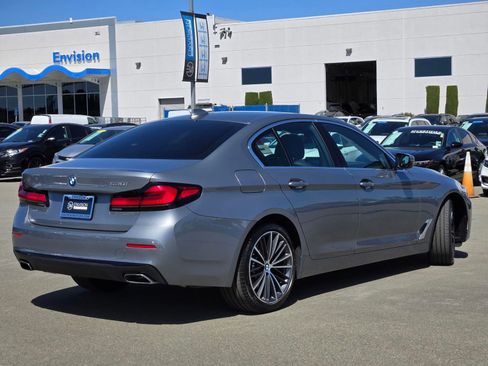 Used 2023 BMW 530i w/ Premium Package RWD image 7