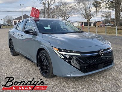 New 2026 Nissan Sentra SR w/ Floor Mat Package