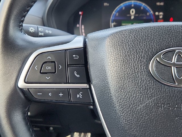Used 2025 Toyota Grand Highlander FWD image 39