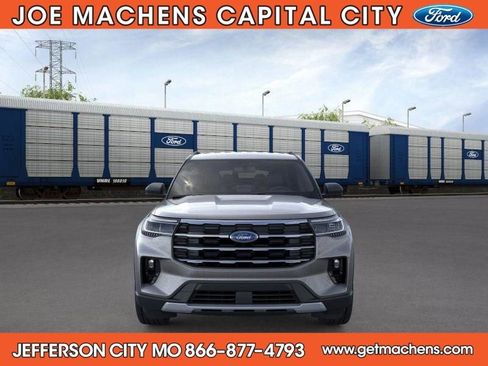 New 2026 Ford Explorer Active image 8