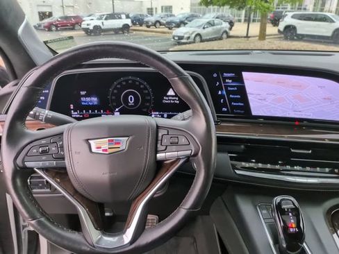 Used 2023 Cadillac Escalade ESV Sport Platinum AWD/4WD image 22