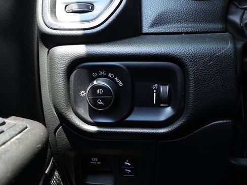 Used 2023 RAM 1500 Big Horn AWD/4WD image 15